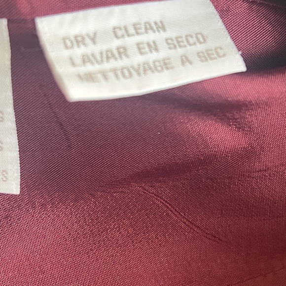 Jones NY Deep Red Women's Blazer - Picture 8 of 8